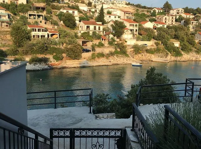 ヴィラ Kristina *